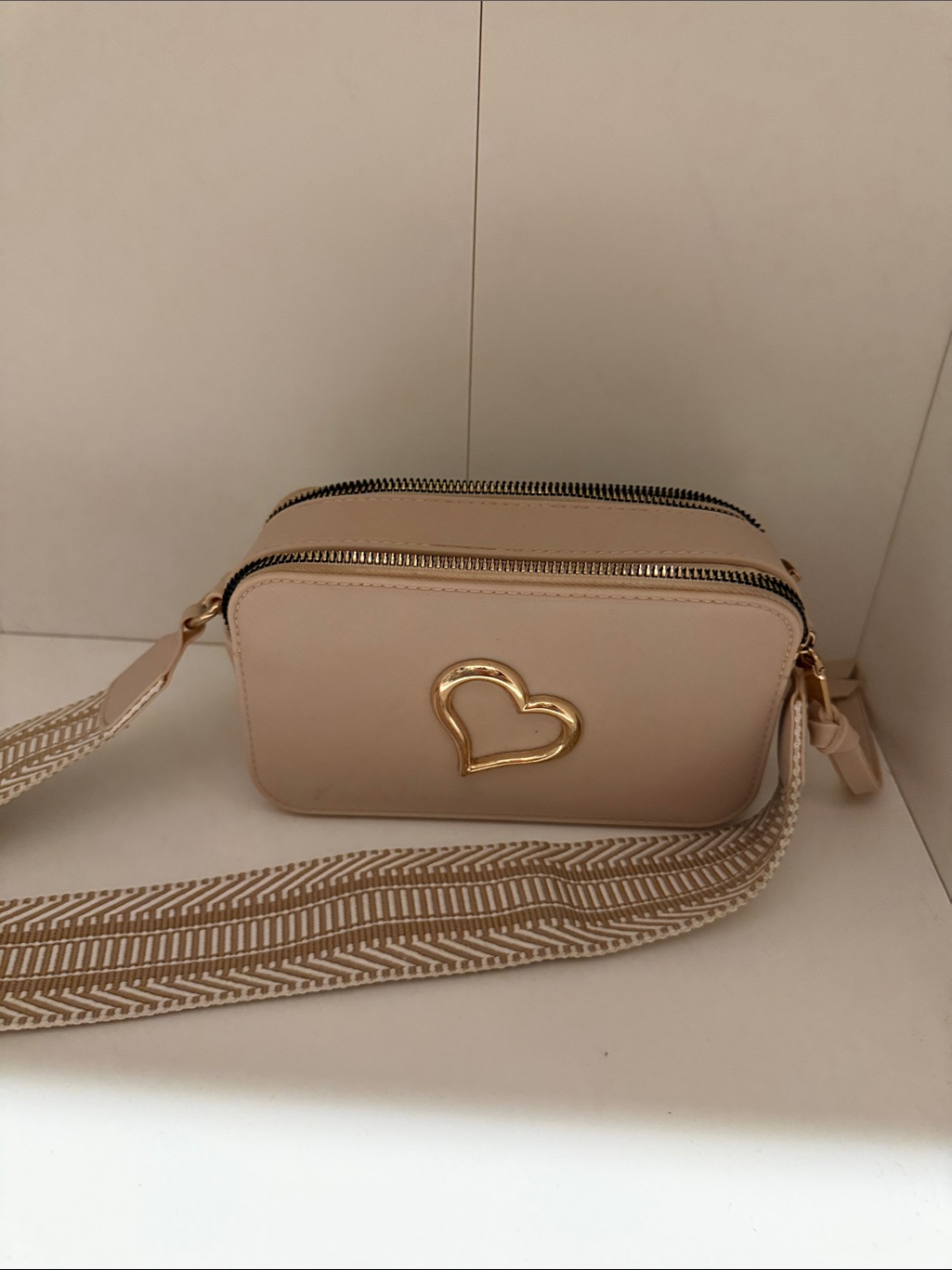 Heart Accent Crossbody Bag - Cream